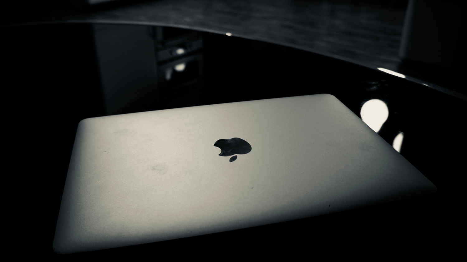 MacBook Air M3 price falls down to under Rs 95,000 without any bank offers: Check deal here